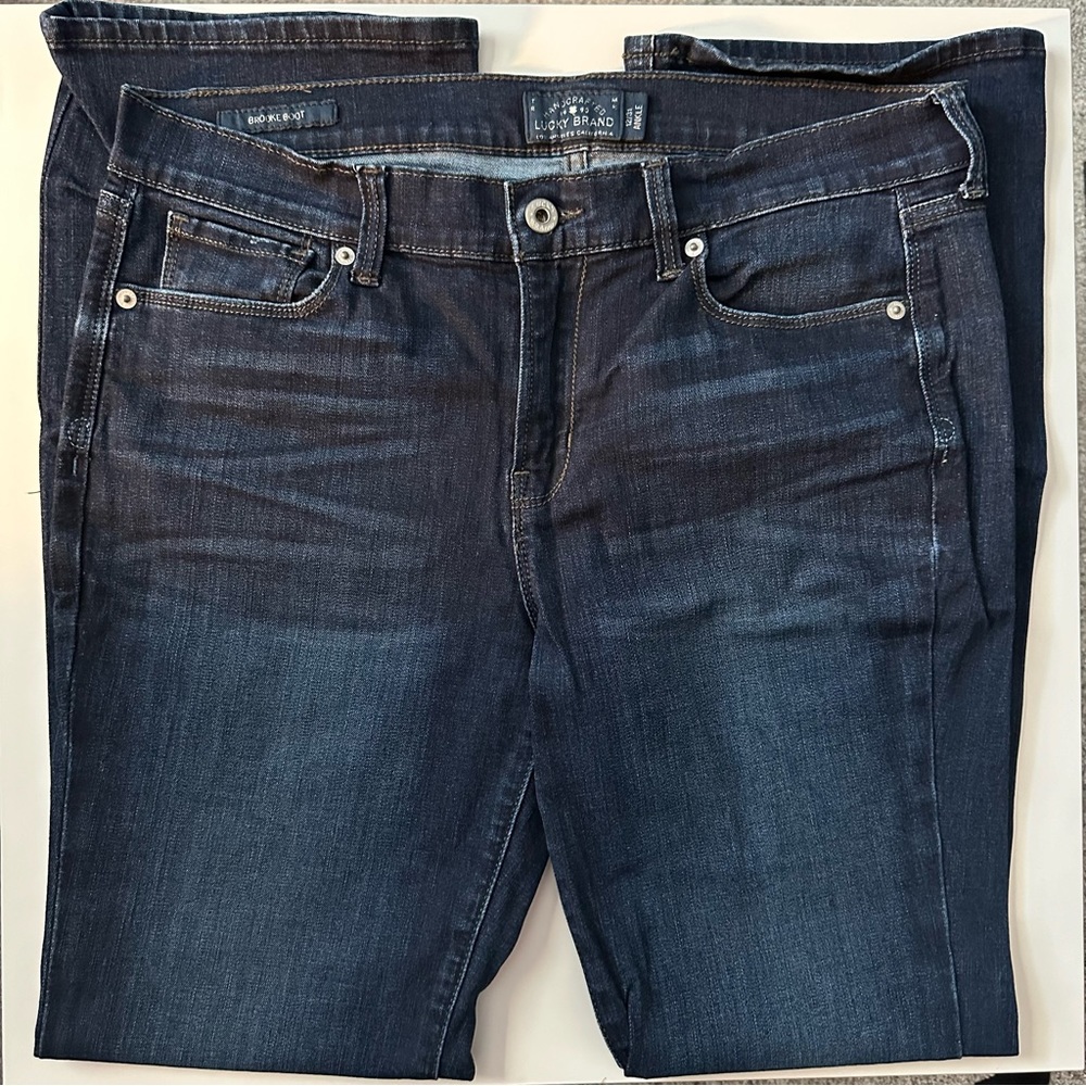 Lucky Brand Brooke Bootcut jeans, ankle length.